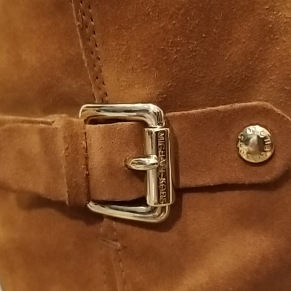 Michael Kors. Knee high boots. Side ziper. - Picture 3 of 7